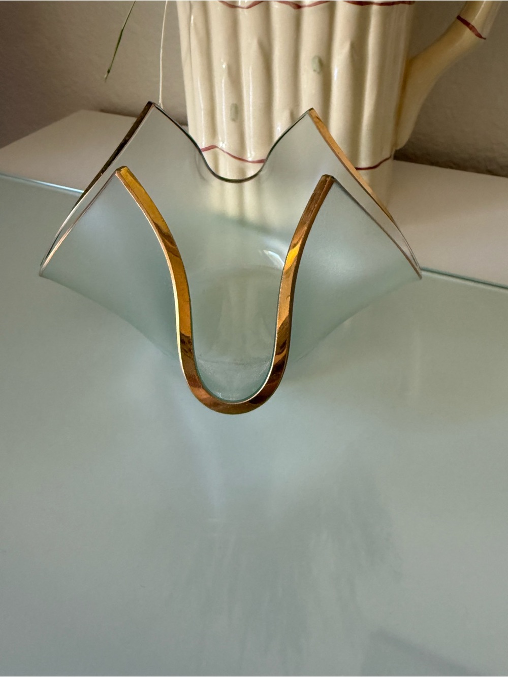 Annie Handkerchief Frosted  Glass Decorative Bowl  with Gold Trim  24 carat - Picture 6 of 13